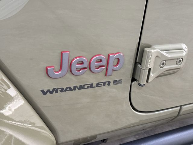 2025 Jeep Wrangler 4-Door Recon 4x4