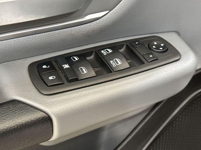 2022 RAM 1500 Big Horn Quad Cab 4x2 6'4" Box