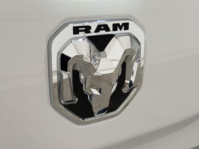2022 RAM 1500 Big Horn Quad Cab 4x2 6'4" Box