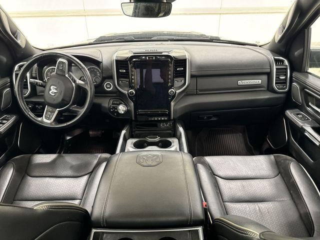 2022 RAM 1500 Laramie Crew Cab 4x4 5'7" Box