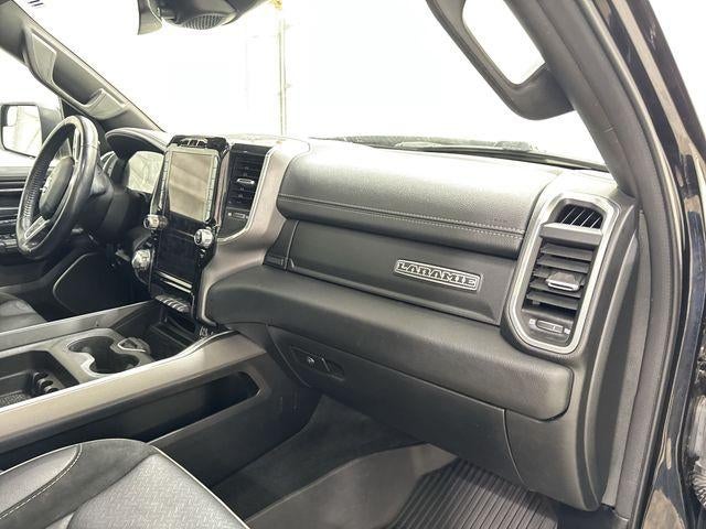 2022 RAM 1500 Laramie Crew Cab 4x4 5'7" Box