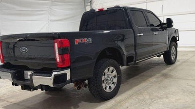 2023 Ford F-350 LARIAT