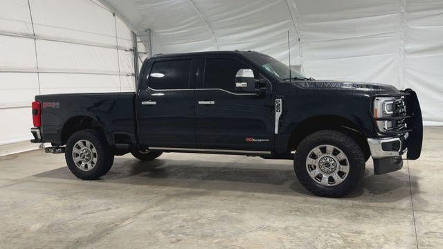 2023 Ford F-350 LARIAT