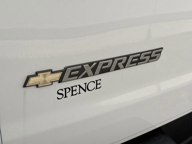 2025 Chevrolet Express Cargo WT