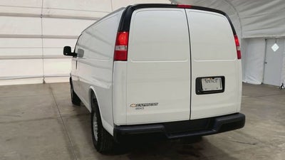 2025 Chevrolet Express Cargo WT