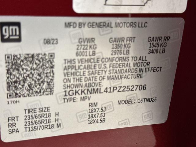 2023 GMC Acadia SLT