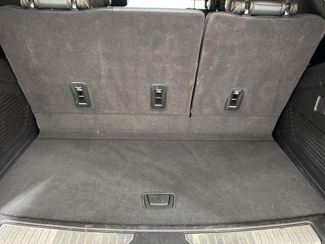 2025 GMC Yukon AT4 - Photo 27