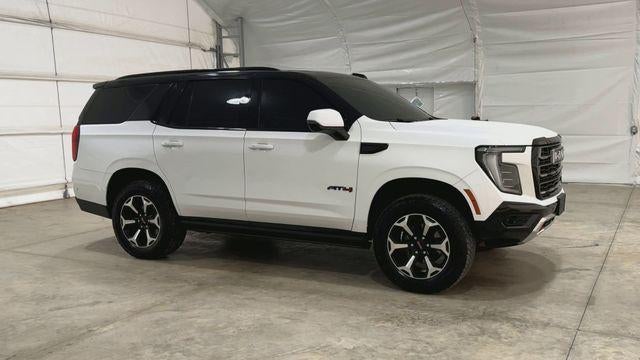 2025 GMC Yukon AT4 - Photo 6