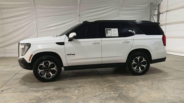2025 GMC Yukon AT4 - Photo 9