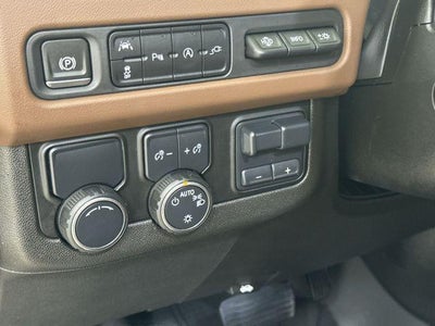 2021 Chevrolet Suburban High Country