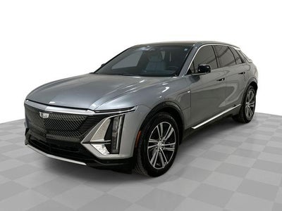2024 Cadillac LYRIQ Luxury 2