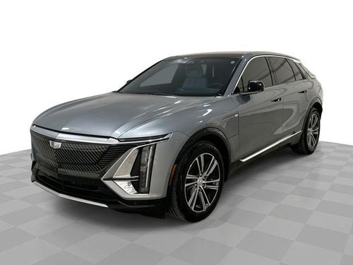 2024 Cadillac LYRIQ Luxury 2