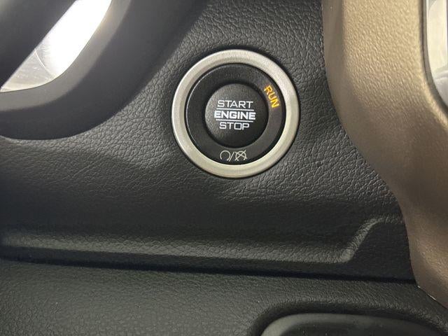 2022 RAM 3500 Laramie Crew Cab 4x4 8' Box