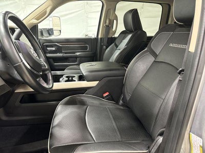 2022 RAM 3500 Laramie Crew Cab 4x4 8' Box