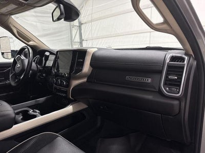 2022 RAM 3500 Laramie Crew Cab 4x4 8' Box
