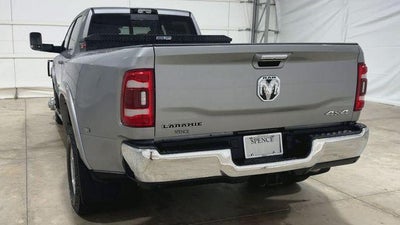 2022 RAM 3500 Laramie Crew Cab 4x4 8' Box