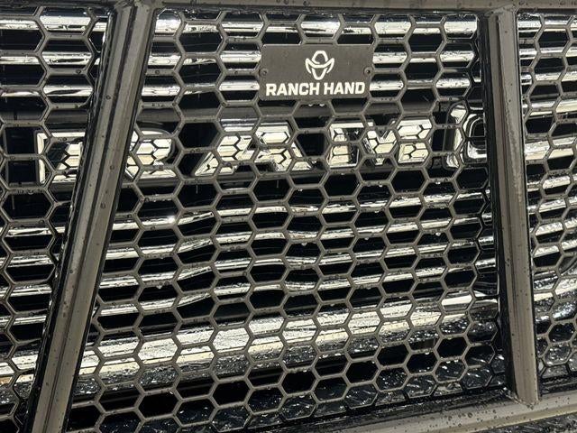 2022 RAM 3500 Laramie Crew Cab 4x4 8' Box