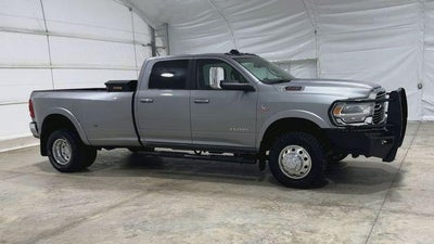 2022 RAM 3500 Laramie Crew Cab 4x4 8' Box