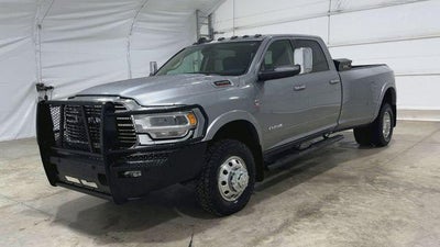 2022 RAM 3500 Laramie Crew Cab 4x4 8' Box
