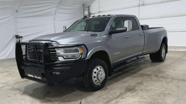 2022 RAM 3500 Laramie Crew Cab 4x4 8' Box