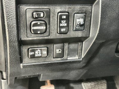 2018 Toyota Tundra SR5 5.7L V8
